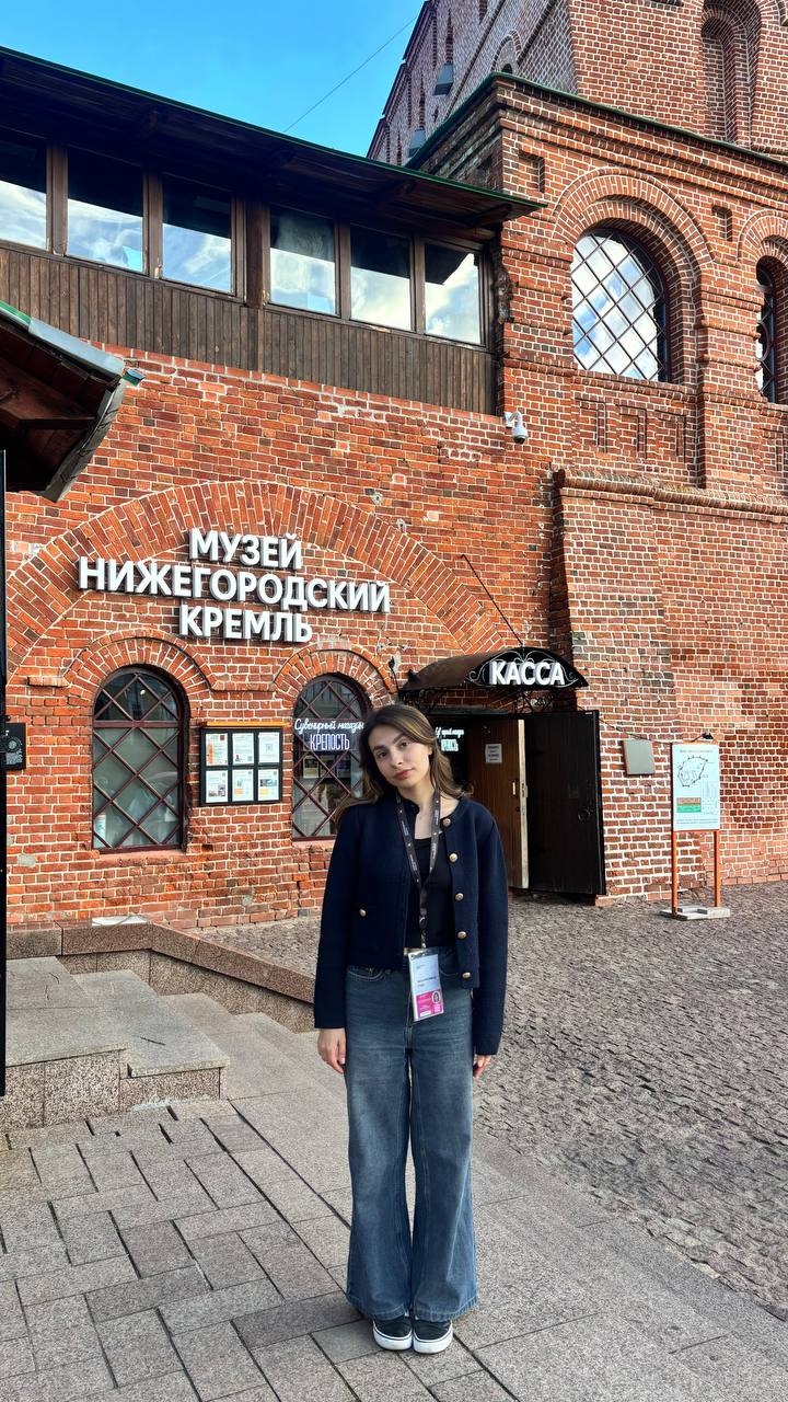 Культурологи