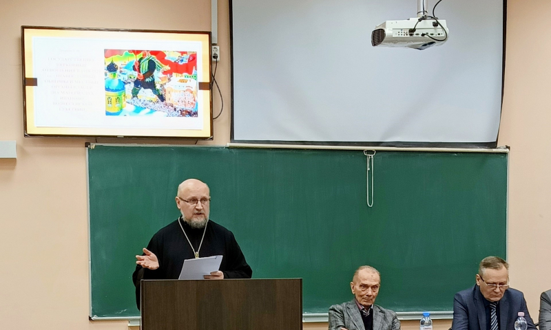 В ННГУ успешно защищена диссертация о государственно-церковных отношениях в 1918–1929 годах