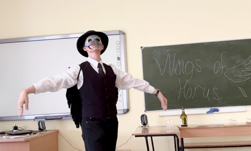 Студенты ИМОМИ представили на английском языке сценическую интерпретацию рассказа 