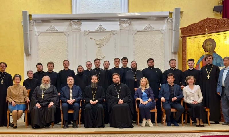 Преподаватели ИМОМИ оценили выпускные работы бакалавров теологии