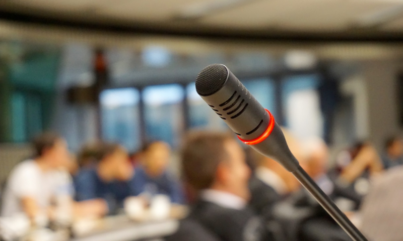 Преподаватель ИМОМИ выступила с докладом о специфике функционирования понятия «зоны обмена» в научном и культурном контекстах